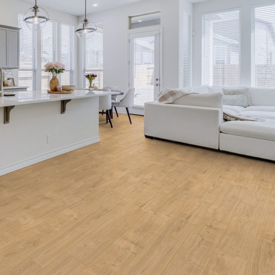 ter Hürne Avatara Eiche Miram, Perform