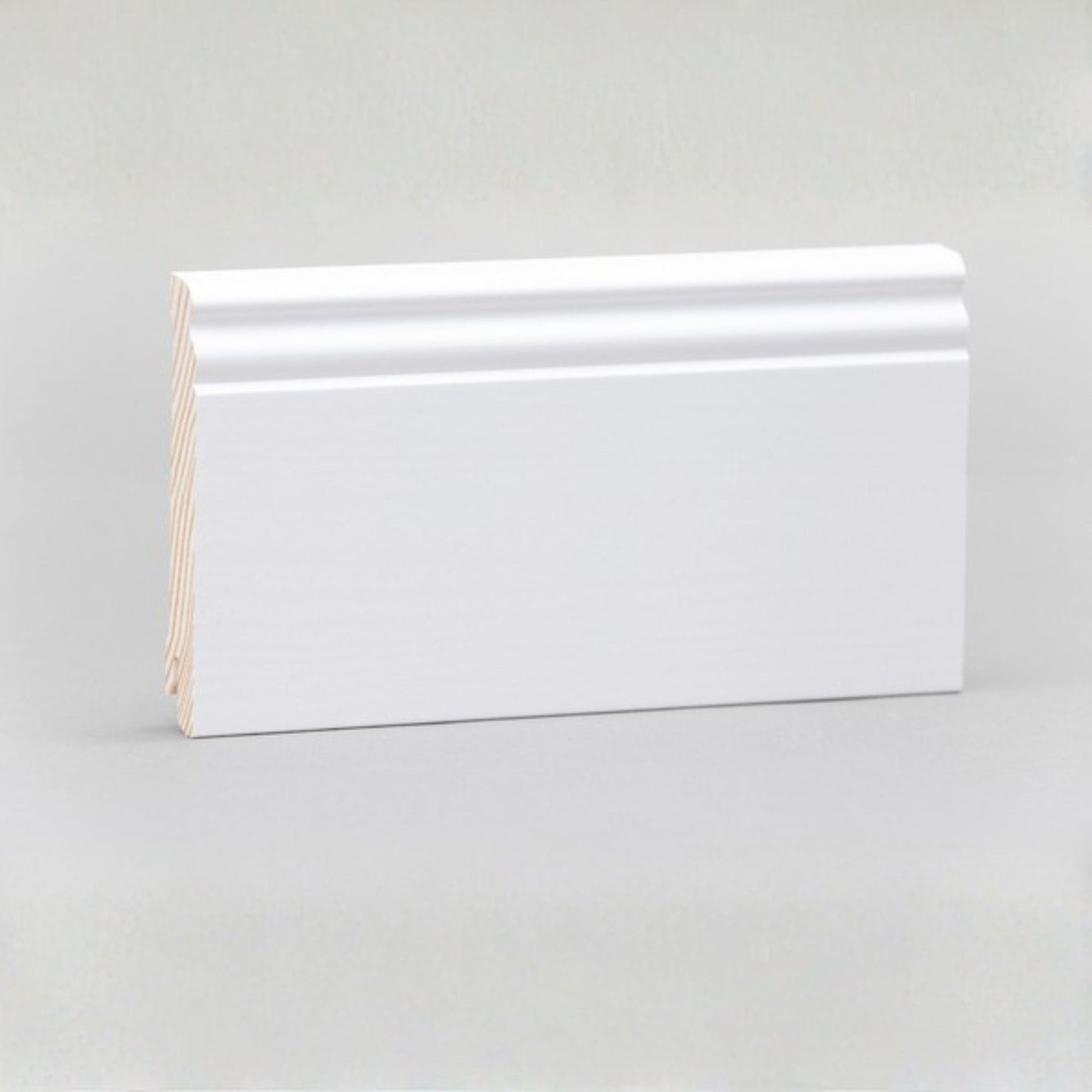 Sockelleiste Altdeutsches Profil weiß lackiert