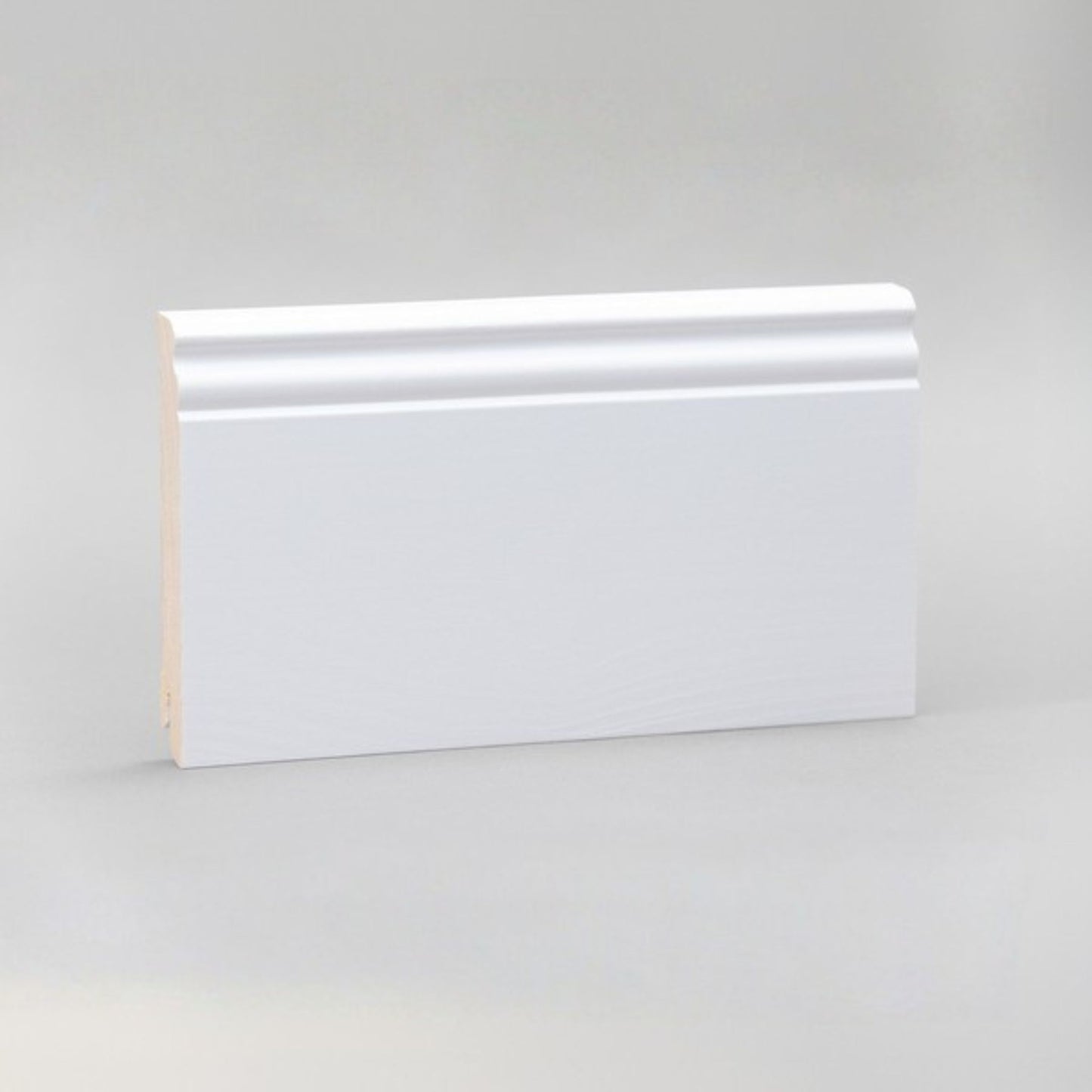 Sockelleiste Altdeutsches Profil weiß lackiert